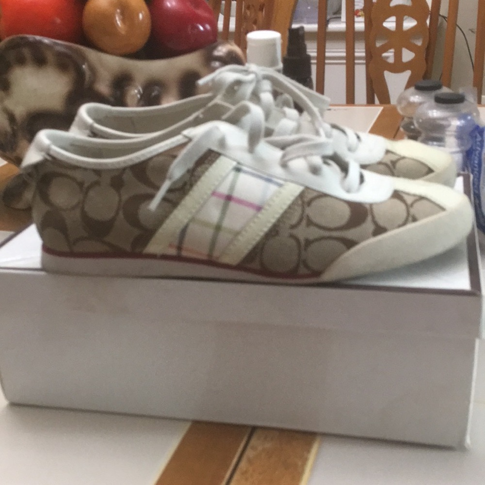 Coach Paxton Shoes sz 8.5 GUC